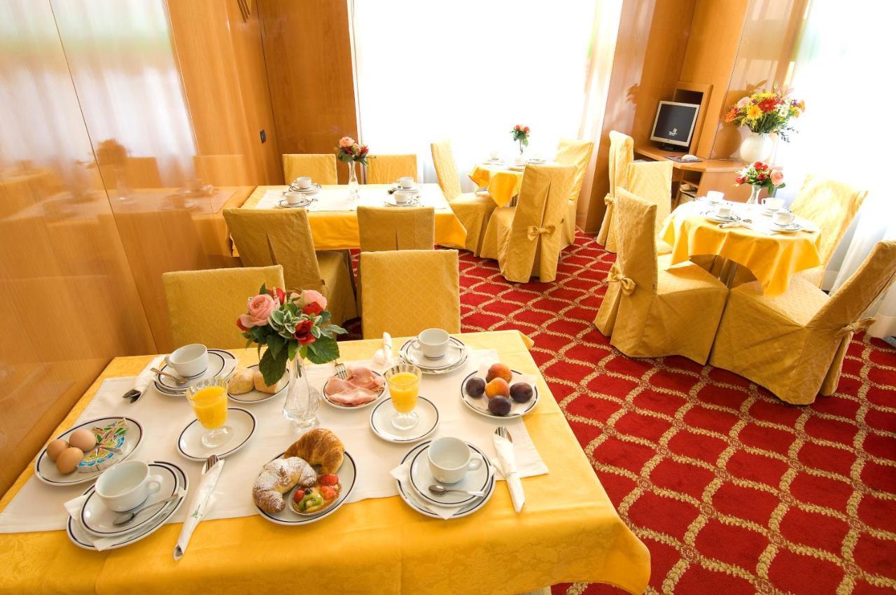 Hotel Cinque Giornate Μιλάνο Εστιατόριο φωτογραφία