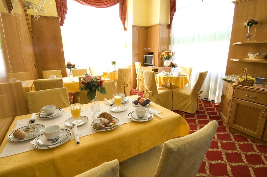 Hotel Cinque Giornate Μιλάνο Εξωτερικό φωτογραφία
